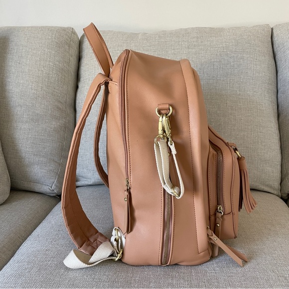 Skip Hop Greenwich Simply Chic Diaper Bag Backpack - Picture 8 of 8